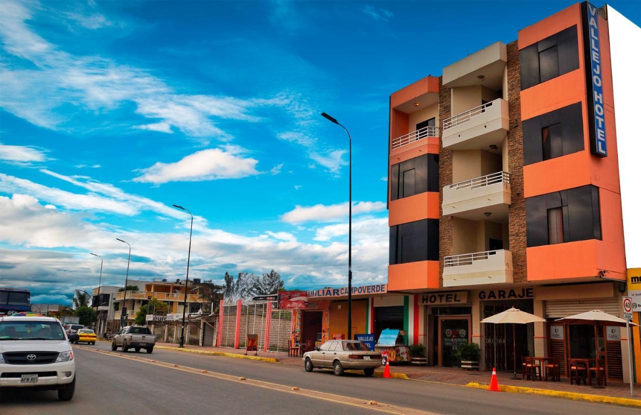 Vallejo Hotel Huaquillas Exteriör bild