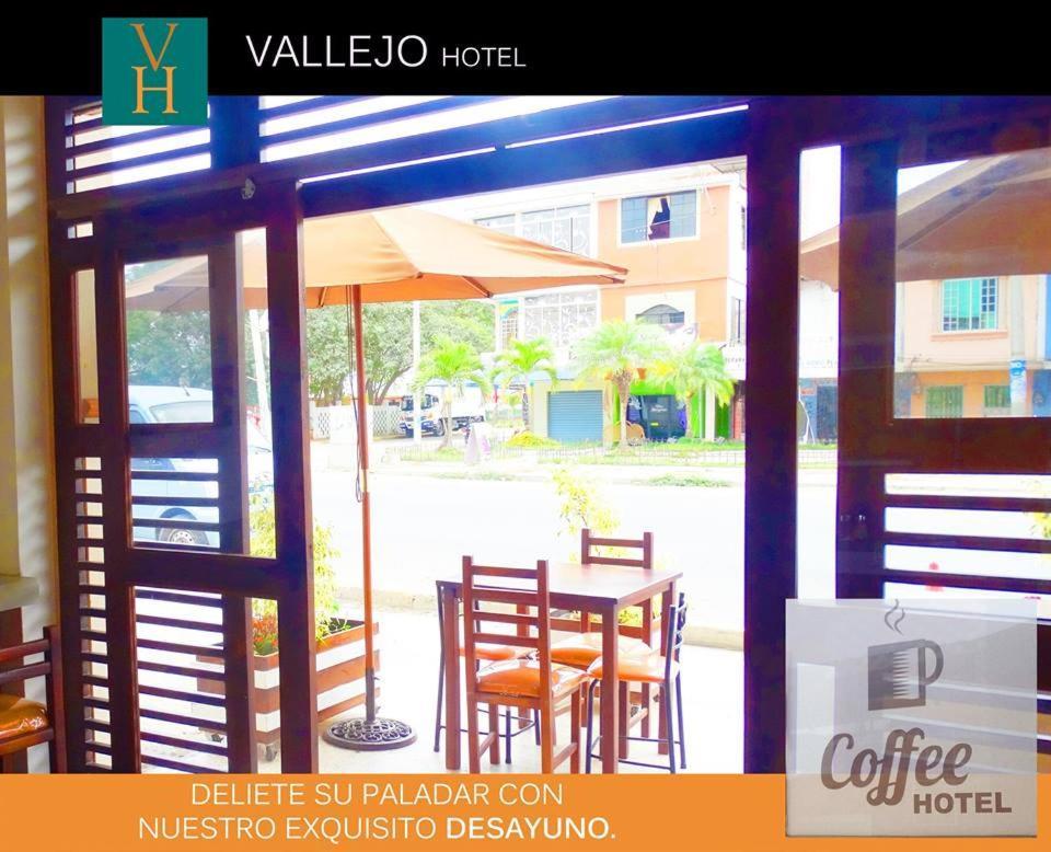 Vallejo Hotel Huaquillas Exteriör bild